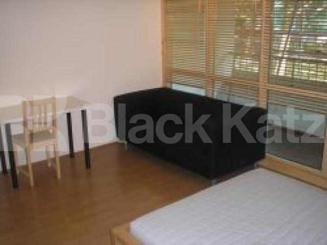 			NEW INSTRUCTION!!, Studio Apartment, 1 bath, 1 reception Studio			 Camden Street, CAMDEN